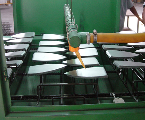 电烫斗底板旋杯静电喷涂